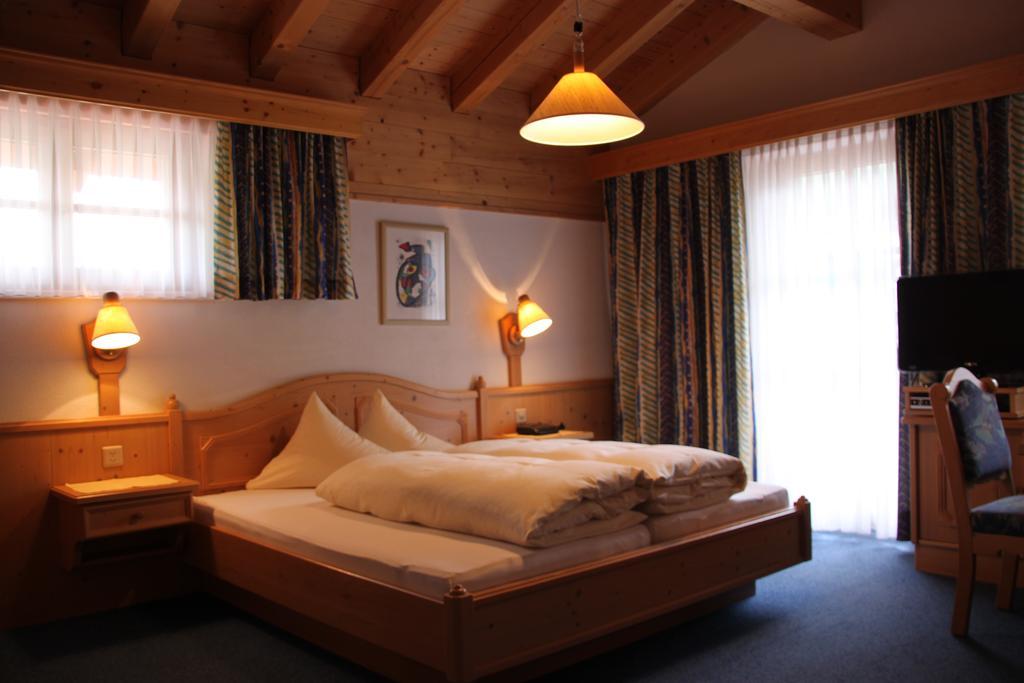 Hotel Camona & Apart Walserhof ซัมเนาน์ ภายนอก รูปภาพ